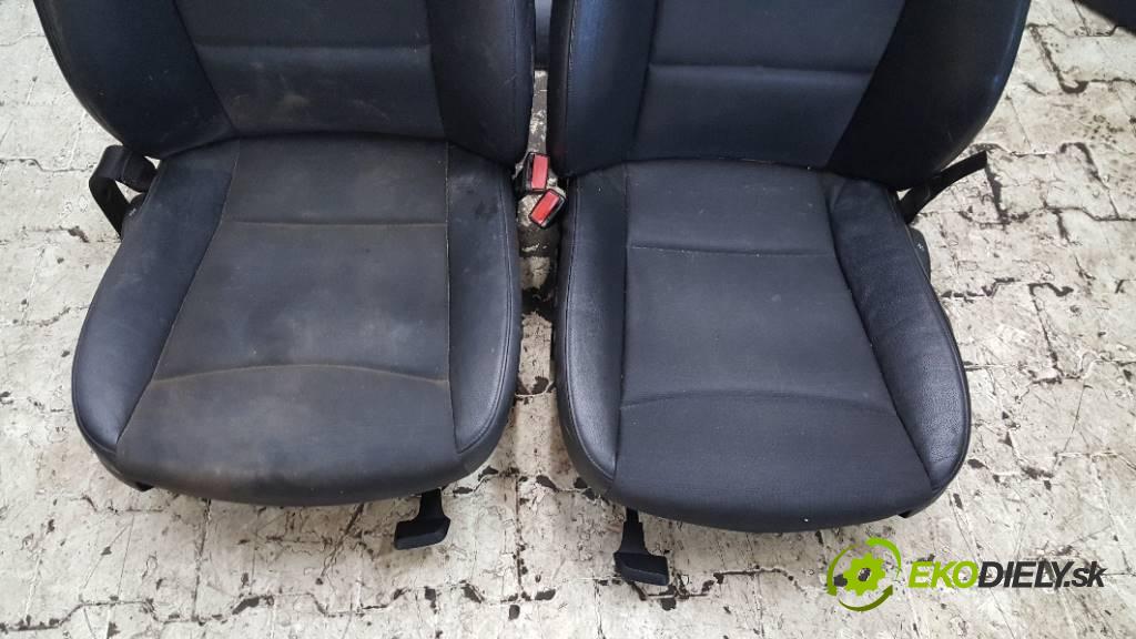 BMW SERIA 3 E90 320D 2006 163 kW E90 320D 1990 sedadla sedačky + sedadlo -
