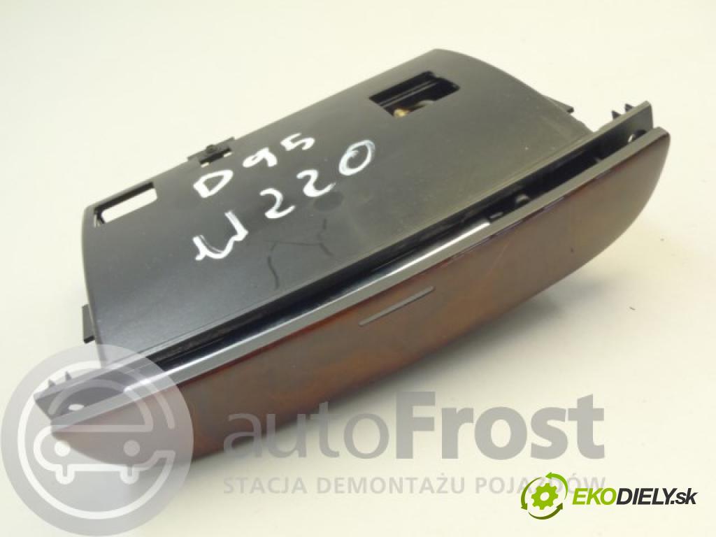 MERCEDES S KLASA    BRAK  Mercedes W220 Popolník zapalovač drevo