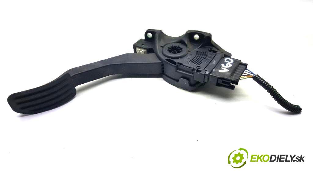 VOLVO V 60    2013 163 kW    1984 Potenciometer plynového pedálu 31329062 (Pedále)
