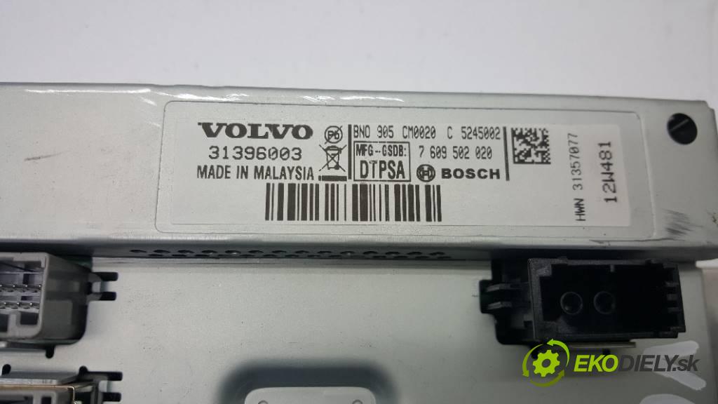 VOLVO V 60    2013 163 kW    1984 Dislpej 31396003 (Prístrojové dosky, displeje)