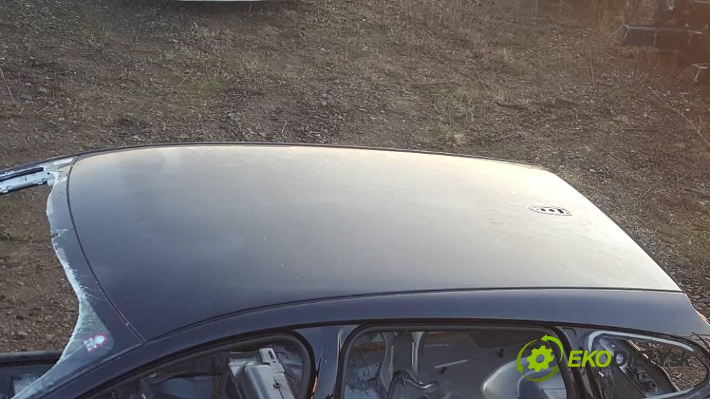 VOLVO V 60    2013 163 kW    1984 strecha