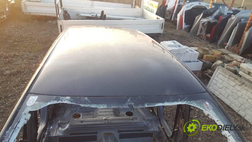 VOLVO V 60    2013 163 kW    1984 strecha