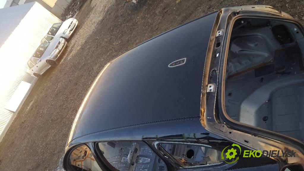 VOLVO V 60    2013 163 kW    1984 strecha