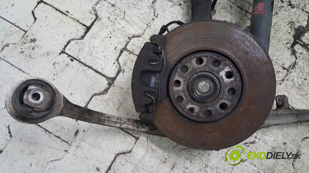 AUDI A6 C5 1997 110KW C5 1781 Tlmič predný pravy  (Ostatné)