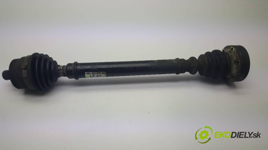 AUDI A6 C5 1997 110KW C5 1781 Poloos pravá 4B0407272AA (Poloosy)