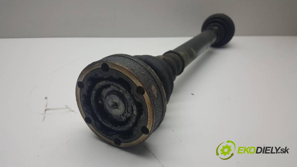 AUDI A6 C5 1997 110KW C5 1781 Poloos pravá 4B0407272AA (Poloosy)