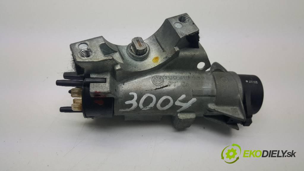 AUDI A6 C5 1997 110KW C5 1781 spinačka  (Spínacie skrinky a kľúče)
