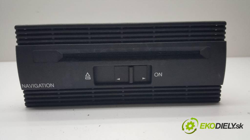 AUDI A6 C5 1997 110KW C5 1781 Menič CD 4D0919887B   7612001186 (CD meniče)