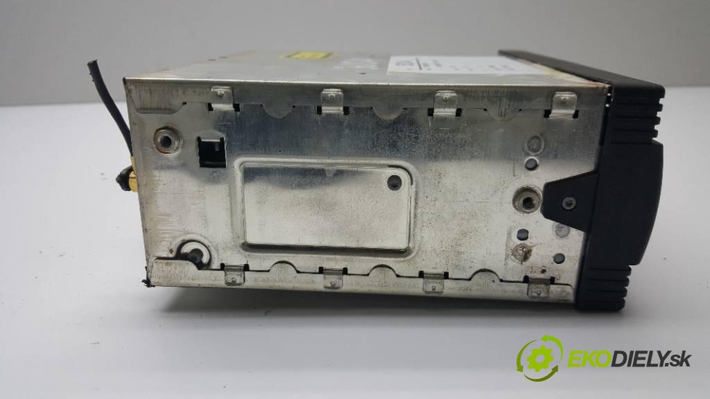 AUDI A6 C5 1997 110KW C5 1781 Menič CD 4D0919887B   7612001186 (CD meniče)