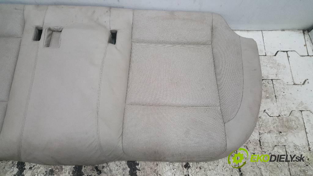 BMW F 01       Sedadlo zad  (Sedačky, sedadlá)