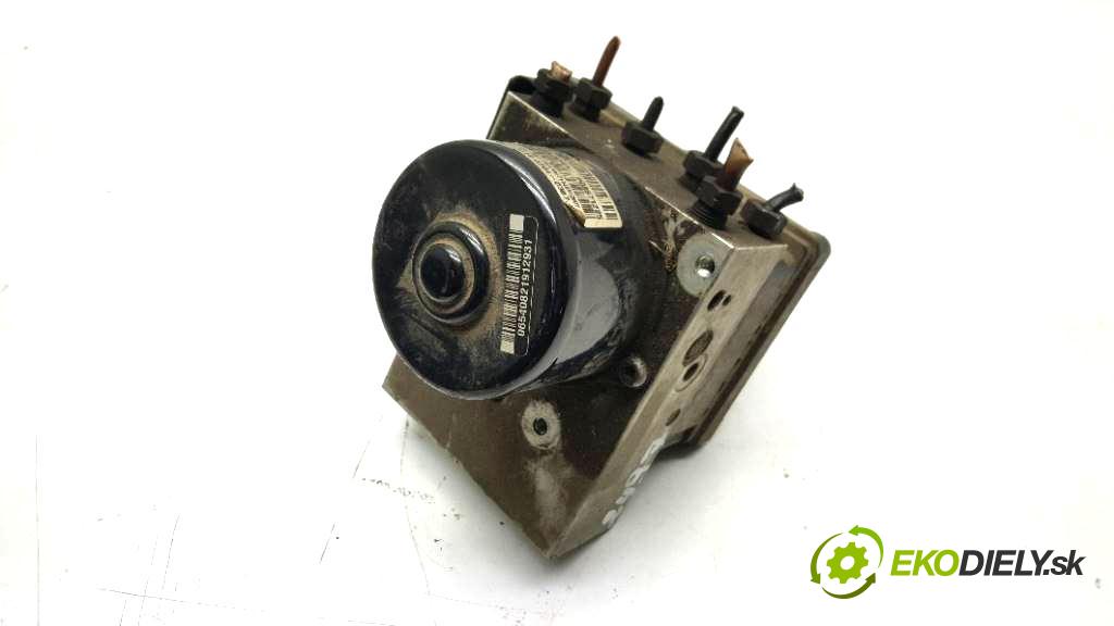 VOLVO XC 70 V 70 2003 120KW V 70 2401 Pumpa ABS P08671225   (Pumpy ABS)