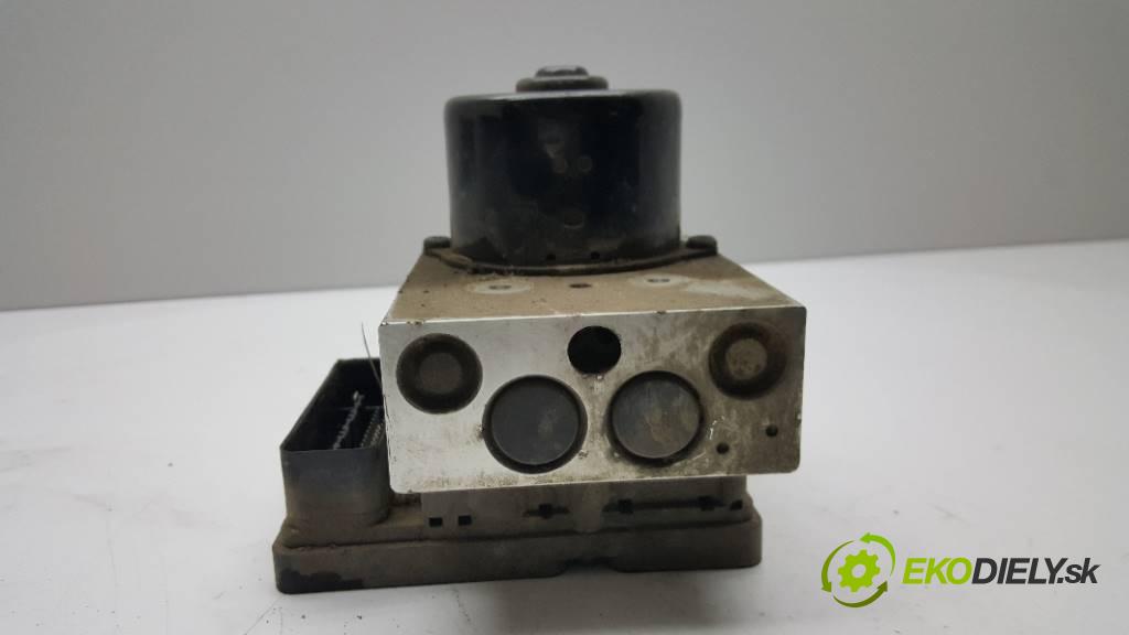 VOLVO XC 70 V 70 2003 120KW V 70 2401 Pumpa ABS P08671225   (Pumpy ABS)