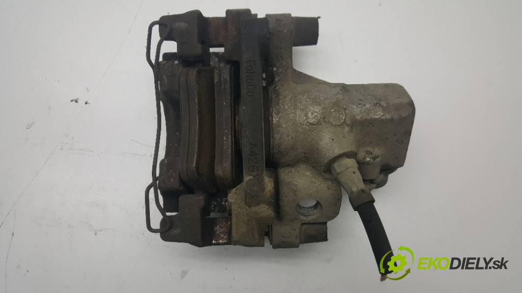 FORD FOCUS  MK3 2013 115 kW  MK3 1997 Brzdič strmeň zad ľavy  (Ostatné)