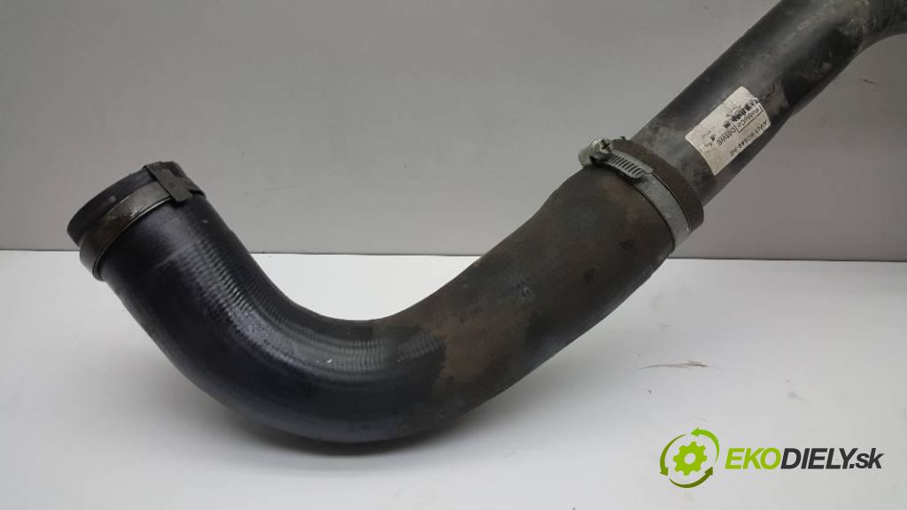 FORD FOCUS  MK3 2013 115 kW  MK3 1997 Rúra hadice turba AV61-6C646-AC (Hadice intercoolera)