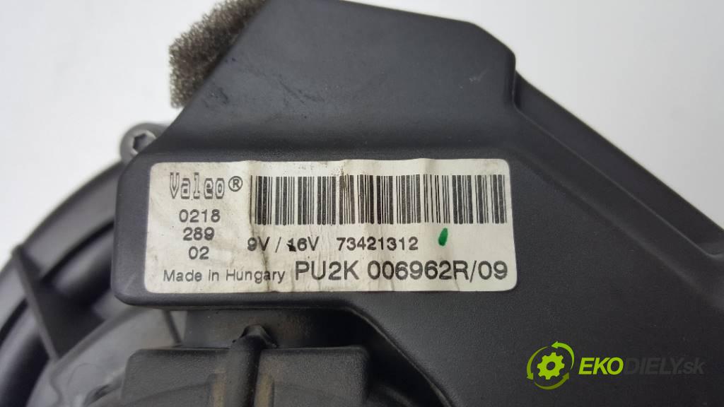 OPEL VECTRA C   2002 125 kW    2172 Ventilátor ventilátor kúrenia 007013E 021828902 (Ventilátory kúrenia)