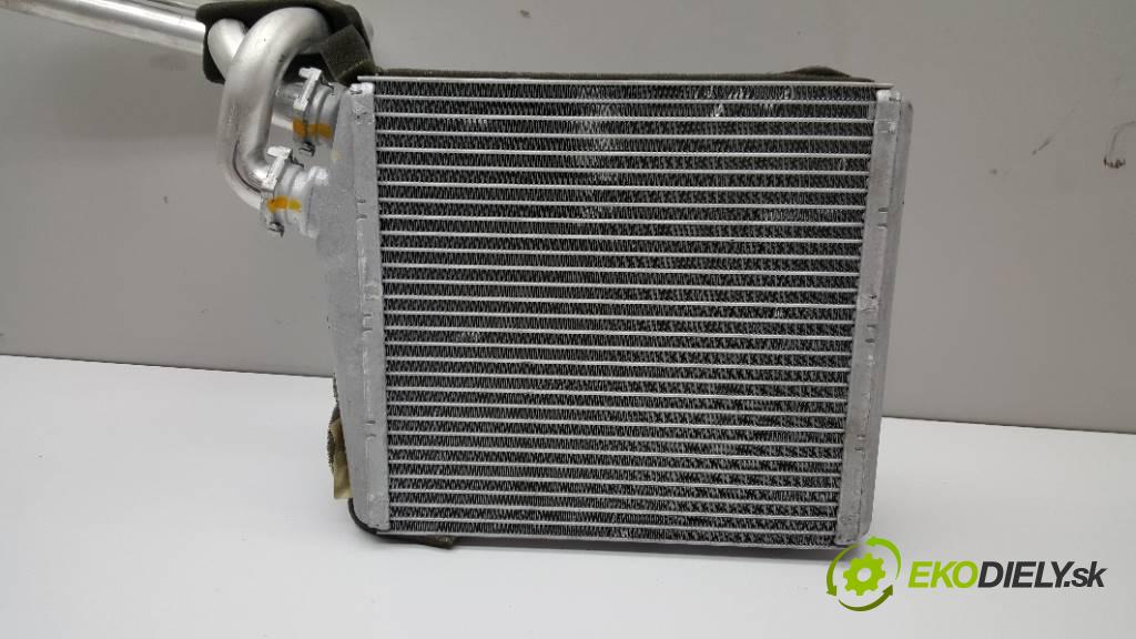 VOLVO XC 60 LIFT 2013 181 kW LIFT 1969 Výhrevné teleso, radiátor kúrenia K9873007 (Radiátory kúrenia)