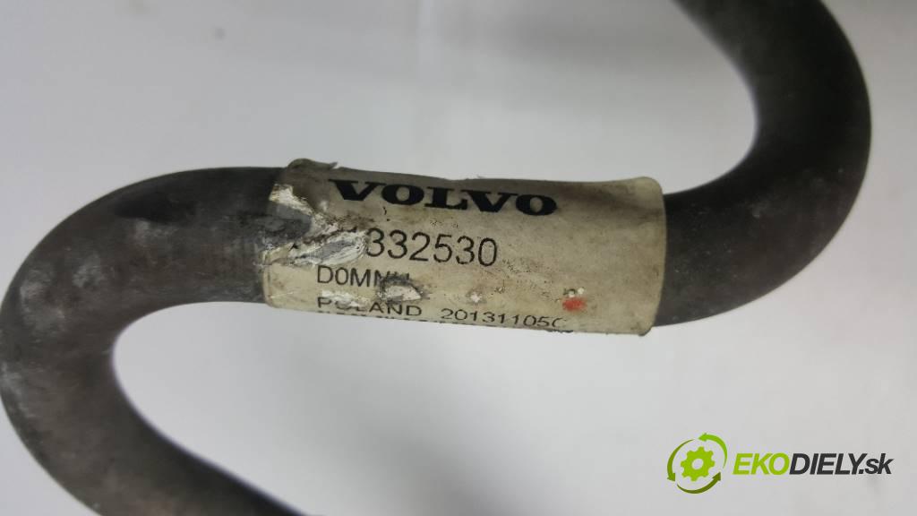 VOLVO XC 60 LIFT 2013 181 kW LIFT 1969 rúrka klimatizácie 1332530 20131105C