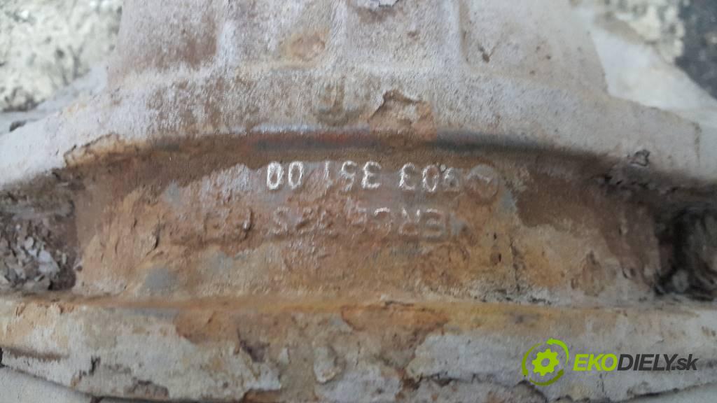 MERCEDES-BENZ SPRINTER 310 1998 102 kW 310 2874 výztuha zadní část 90335100