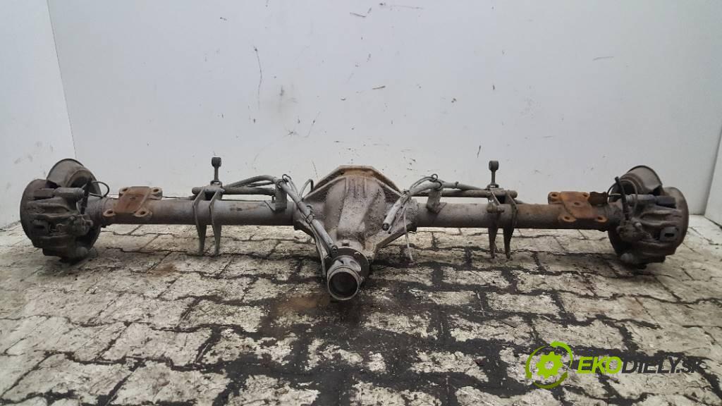 MERCEDES-BENZ SPRINTER 310 1998 102 kW 310 2874 výztuha zadní část 90335100