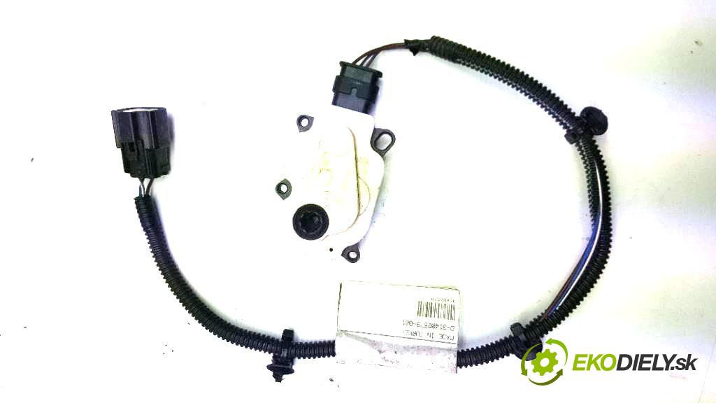VOLVO V 40 D4 2014 190 kW D4 1969 Motorček kúrenia 1 31402679 
