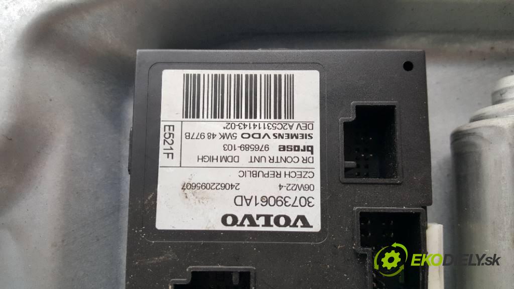 VOLVO V50   2006 80KW   1560 mechanismus okna přední část levý 30739061AD