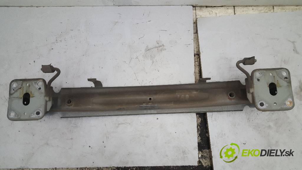 MAZDA 3  2016 120 kW   1998 výztuha nárazníka zadní část
