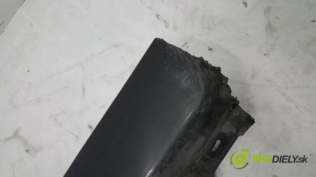 BMW F10 F11 2013 163 kW F11 1995 práh pravý  (Ostatní)