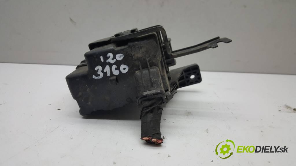 HYUNDAI  I20 X 2014 75 kW X 1120 Skrinka poistková 91940-1J500 (Poistkové skrinky)