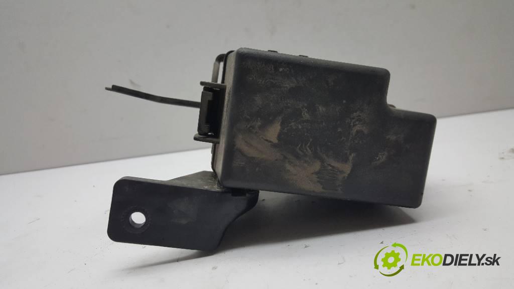 HYUNDAI  I20 X 2014 75 kW X 1120 Skrinka poistková 91940-1J500 (Poistkové skrinky)