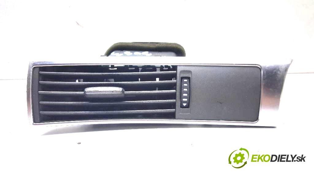 AUDI A6 C6 2006 224 kW C6 2967 Mriežky kúrenia 4F1820901