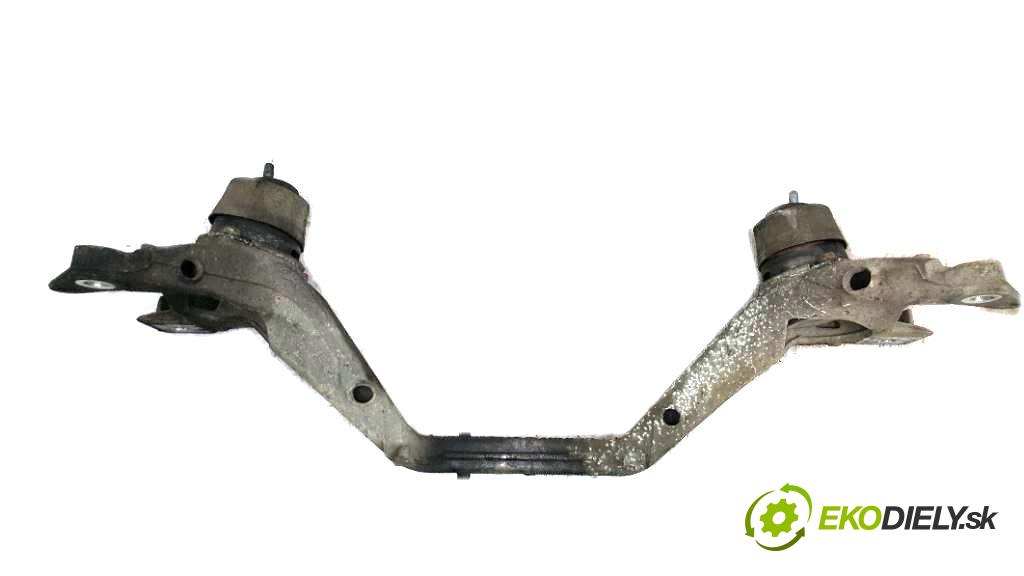 VOLKSWAGEN TOUAREG 7L 2006 224 kW 7L 2967 Výstuha pod Motor  (Výstuhy predné)