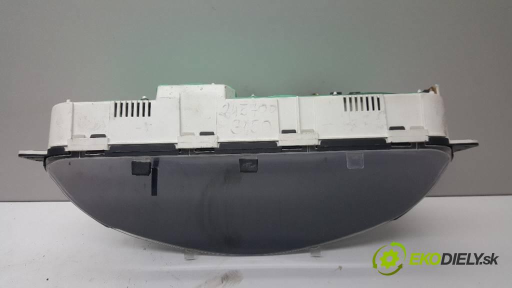 HYUNDAI  TRAJET  2003 113 kW     1991 Prístrojovka 245700  (Prístrojové dosky, displeje)
