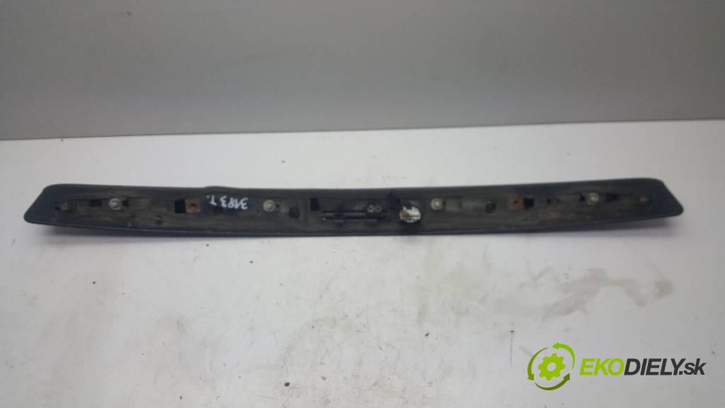 FIAT STILO   2003 116 kW    1910 Lišta dverí zadnej  (Lišty)