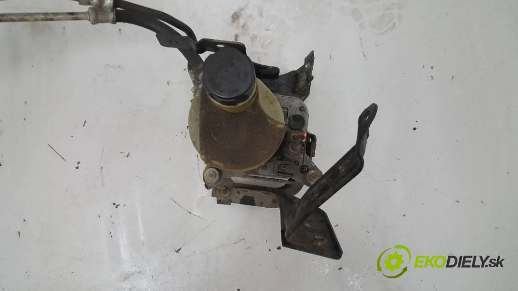 VOLVO V 50   2006 136 kW    1997 Pumpa servočerpadlo  (Servočerpadlá, pumpy riadenia)