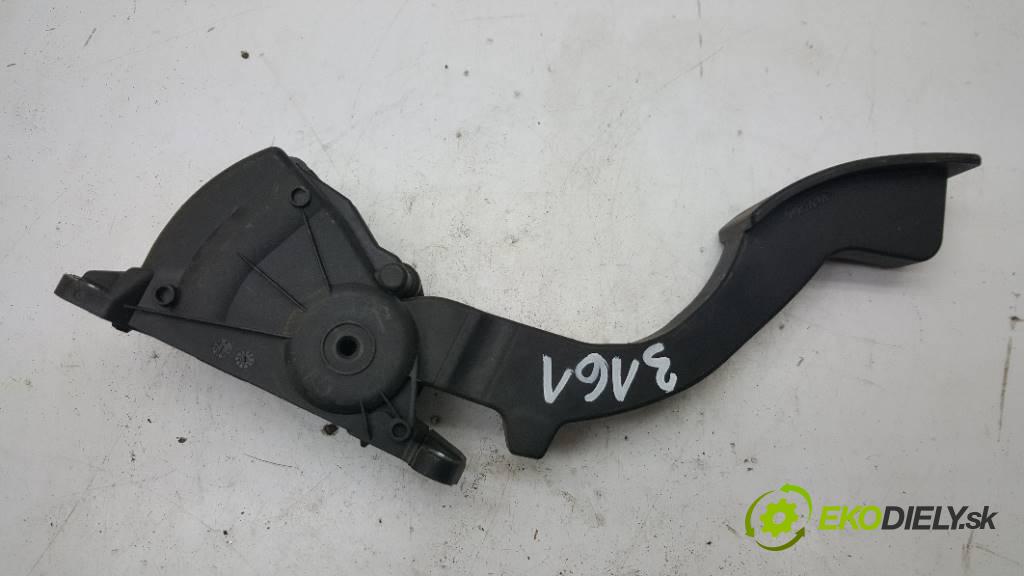 VOLVO V 50   2006 136 kW     1997 Potenciometer plynového pedálu 4M51-9F836-AH (Pedále)