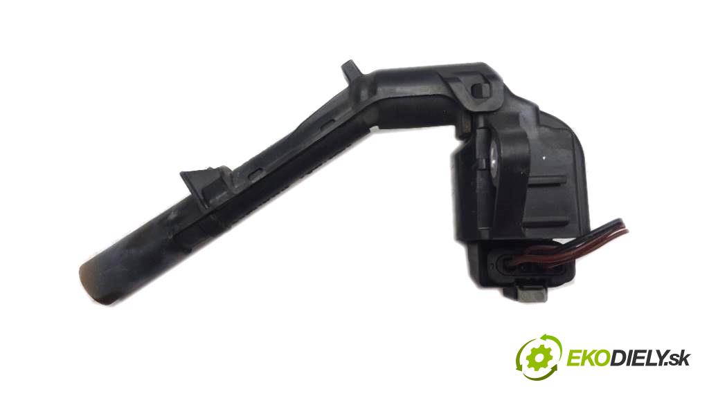 INFINITI Q50 X 2017 211 kW X 1991 Cievka zapaľovacia A2749060700 28400714  (Zapaľovacie cievky, moduly)