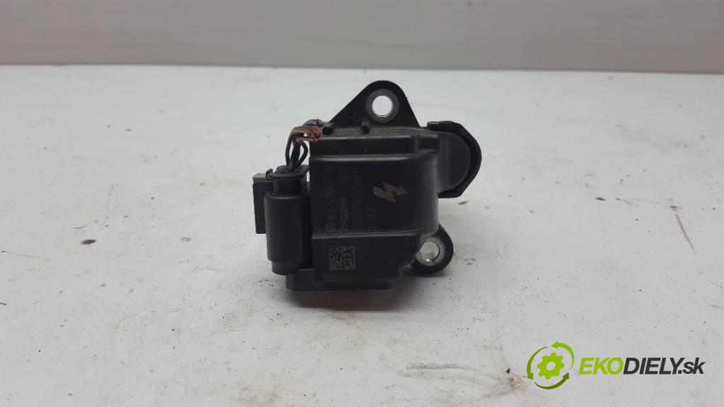 INFINITI Q50 X 2017 211 kW X 1991 Cievka zapaľovacia A2749060700 28400714  (Zapaľovacie cievky, moduly)