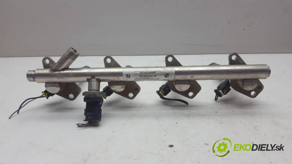 INFINITI Q50 X 2017 211 kW X 1991 Lišta vstrekovacia A2780700687 A2740700995 (Vstrekovacie lišty)