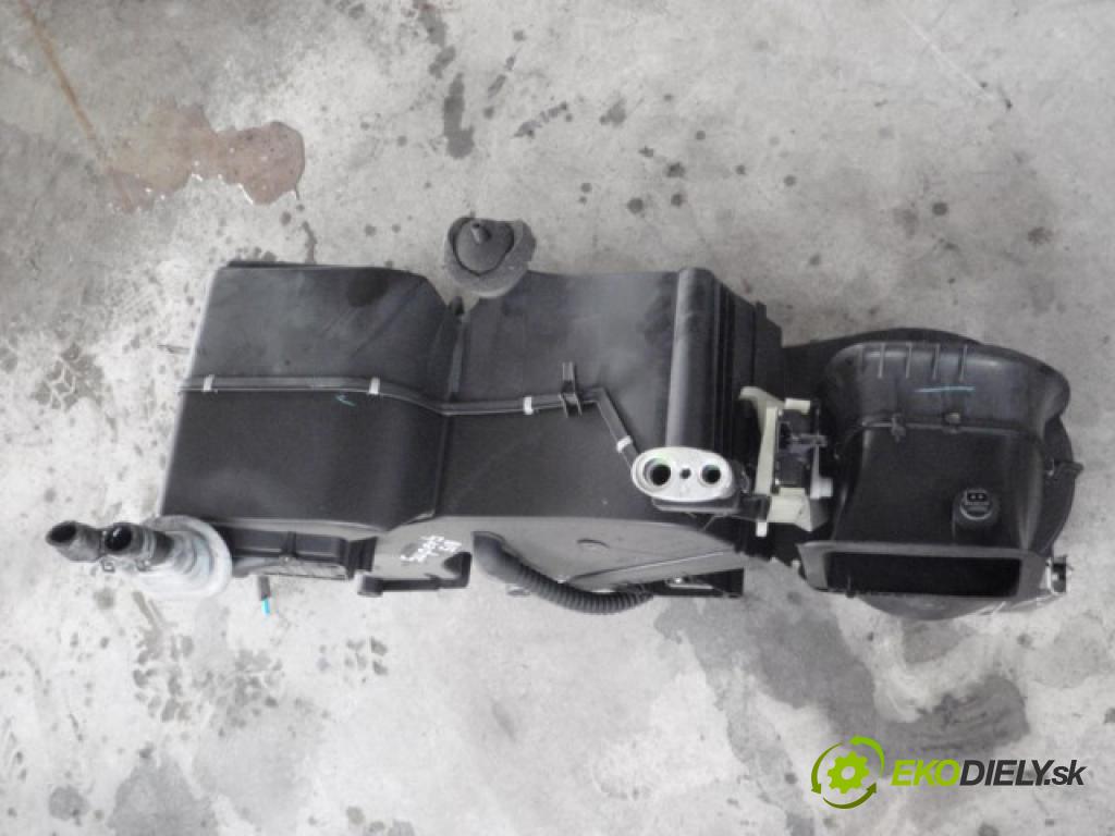 SKODA SUPERB    BRAK  Superb I Výhrevné teleso, radiátor kúrenia klimatizácia Ventilátor EU 
