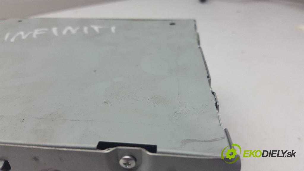 INFINITI Q50   2017 211 kW X 1991 RADIO 28330 4HL4A PN-3519 (Audio zariadenia)