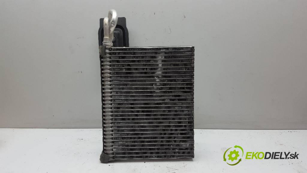 BMW X5 E70 2009 235 kW E70 2993 Výhrevné teleso, radiátor kúrenia  (Radiátory kúrenia)