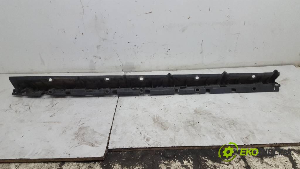 BMW X5 E70 2009 235 kW E70 2993 práh pravý ŚLIZG (Ostatní)