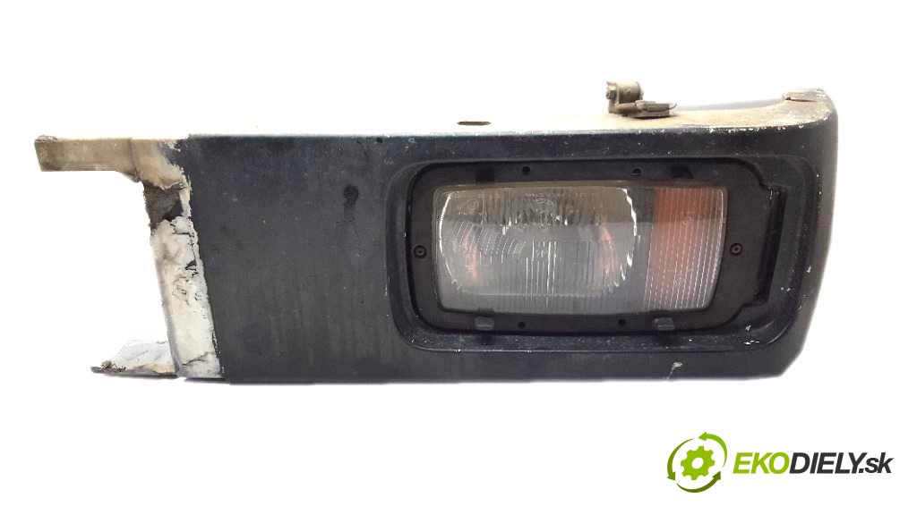 MERCEDES-BENZ 1820   1993 211 kW     5958 Svetlomet pravy  (Pravé)