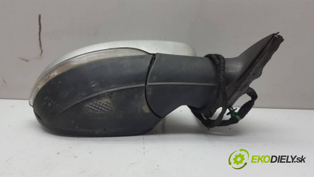 VOLKSWAGEN PASSAT B7 B7 2012 140 kW B7 1968 Spätné zrkadlo pravé 7PIN (Ostatné)