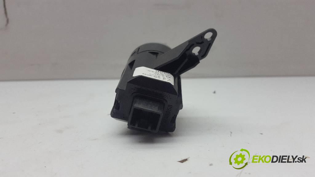 HONDA CIVIC IX 2012 141 kW IX 1798 Prepínač Start brzdových svetiel MR5861ANRT2010 (Prepínače, spínače, tlačidlá a ovládače kúrenia)