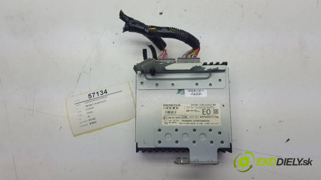 HONDA CIVIC IX 2012 141 kW IX 1798 Zosilňovač radia 39186-TV0-E012-M1 (Zosilňovače)