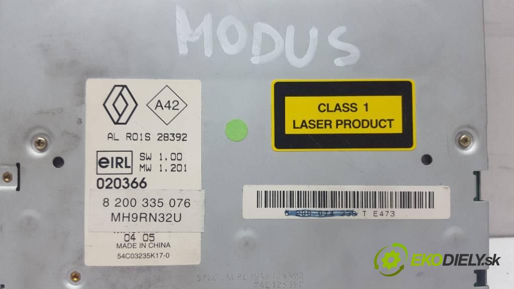 RENAULT MODUS   2005 101 kW    1461 RADIO 8200335076MH9RN32U (Audio zariadenia)