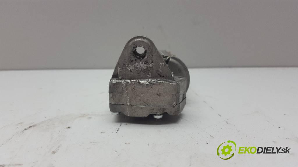 OPEL INSIGNIA  2010 160 kW    1956 Motorček sedačky 2 L.P 835839810 220807201020610