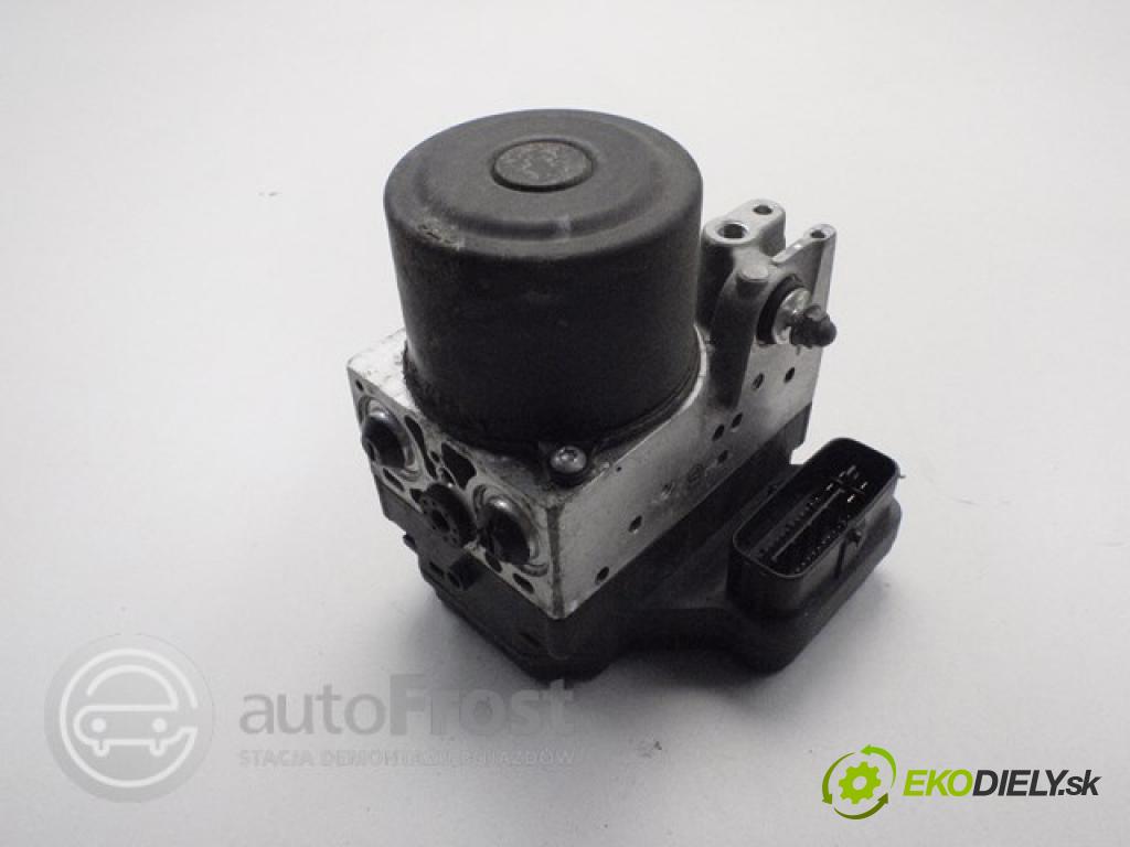 LEXUS IS 220    BRAK  Pumpa ABS 44540-53100 Lexus IS is220 is220d is250