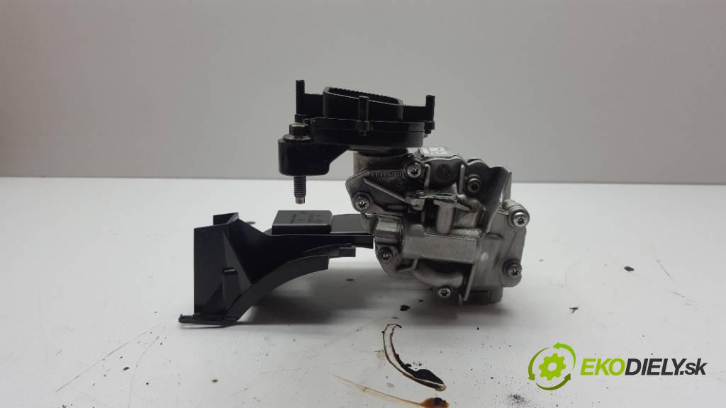 OPEL MOVANO   2014 150 kW    2299 Pumpa oleja 150000147R (Olejové pumpy)